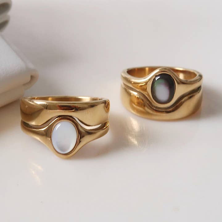 Flânerie by MAIQ - Wholesale Cocktail/Statement Ring - Alouette 18K Gold Non-Tarnish Stone Wave Ring6