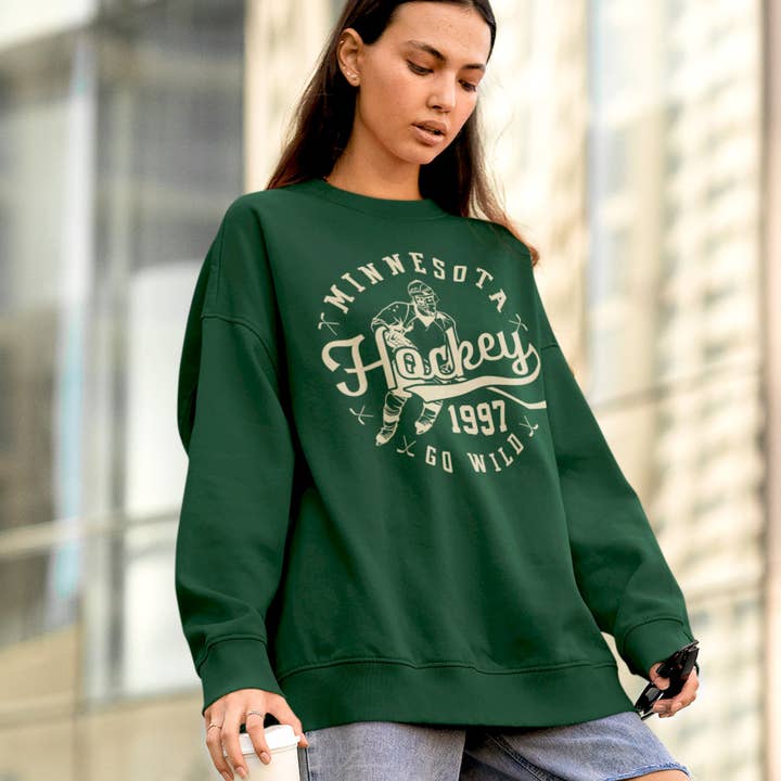 TheKingShirt - Wholesale Graphic Sweatshirt - Women's - Retro Minnesota Wild Hockey Fan Sweatshirt1