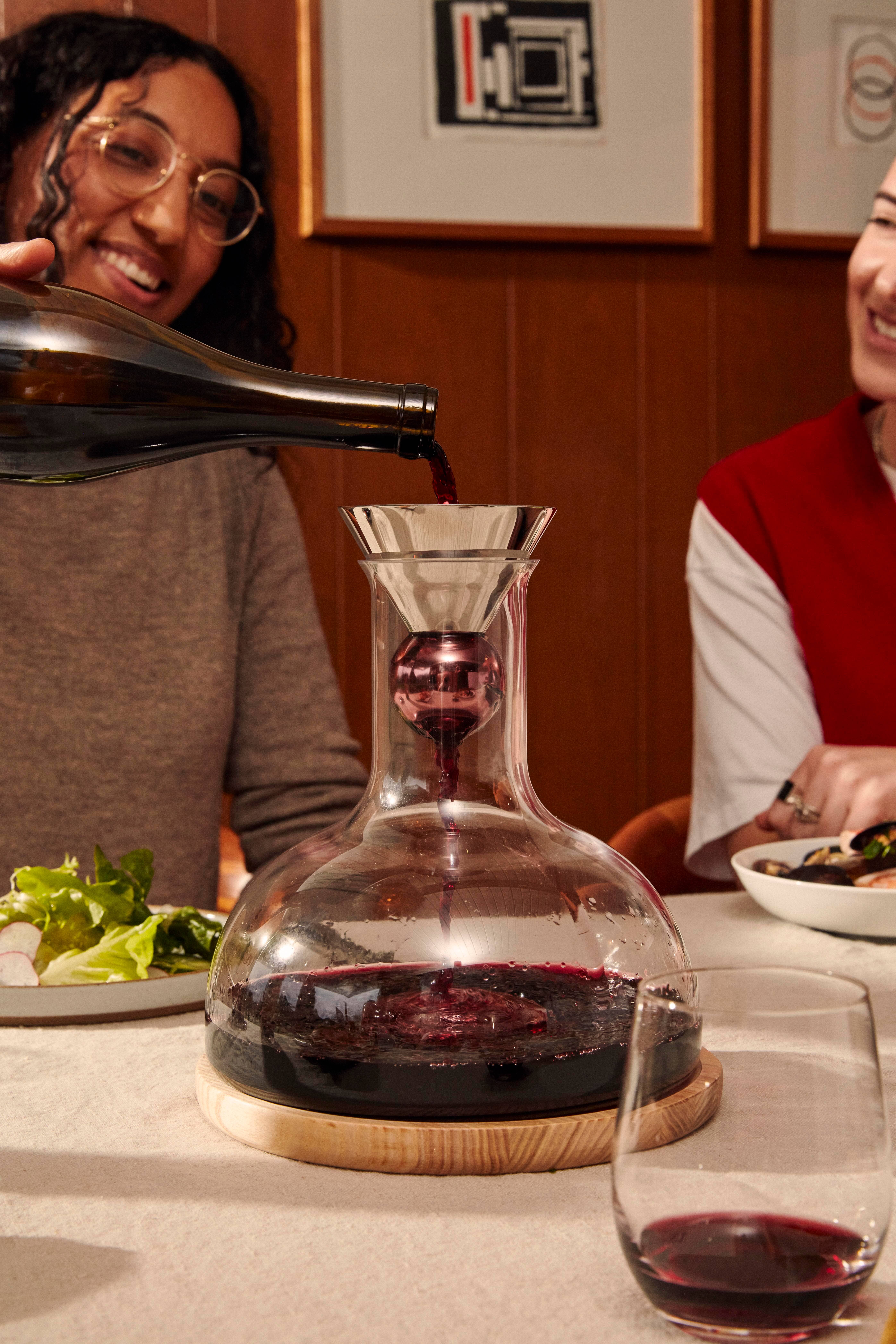 Holcomb - Wholesale Decanter - Birdie Wine Decanter1