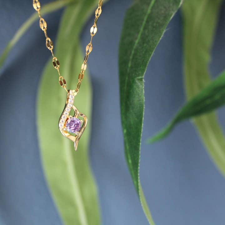 LILAC NECKLACE voor wholesale door ROCKY ROSA