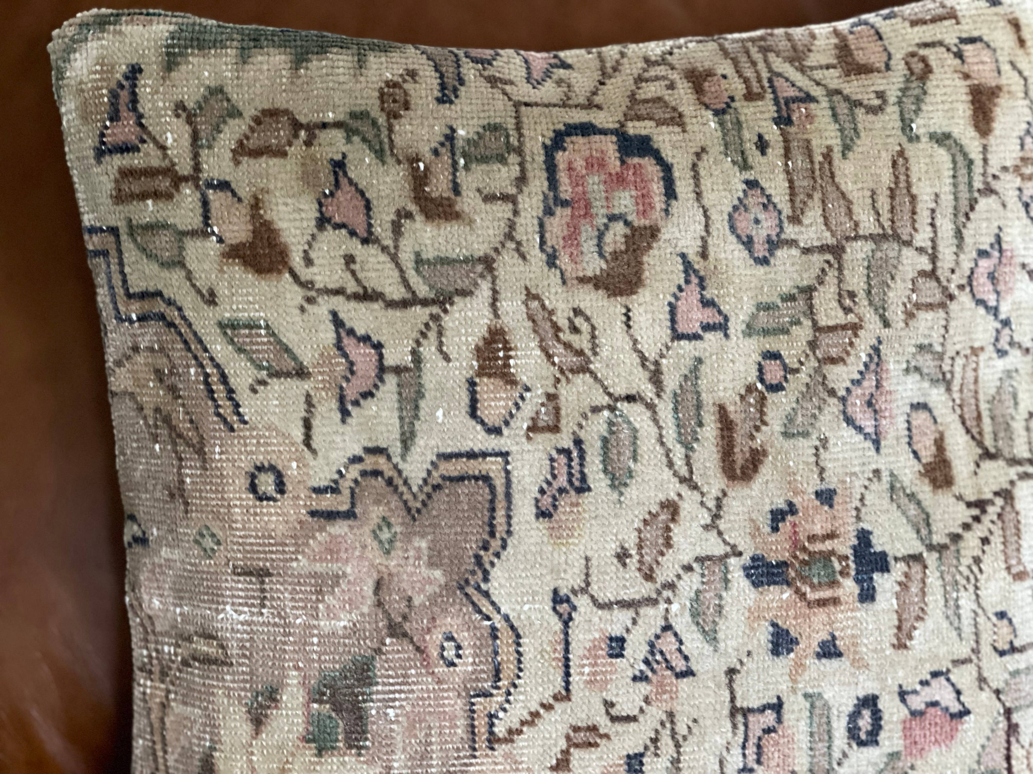 Vintage Loomz - Wholesale Throw/Decorative Pillow - Vintage Turkish Rug Pillow | Pair Available | Cennet 16’3