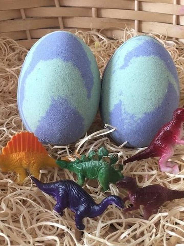 Dinosaur Buried Treasure Bath Bomb for wholesale by Enchanting Bath Bombs