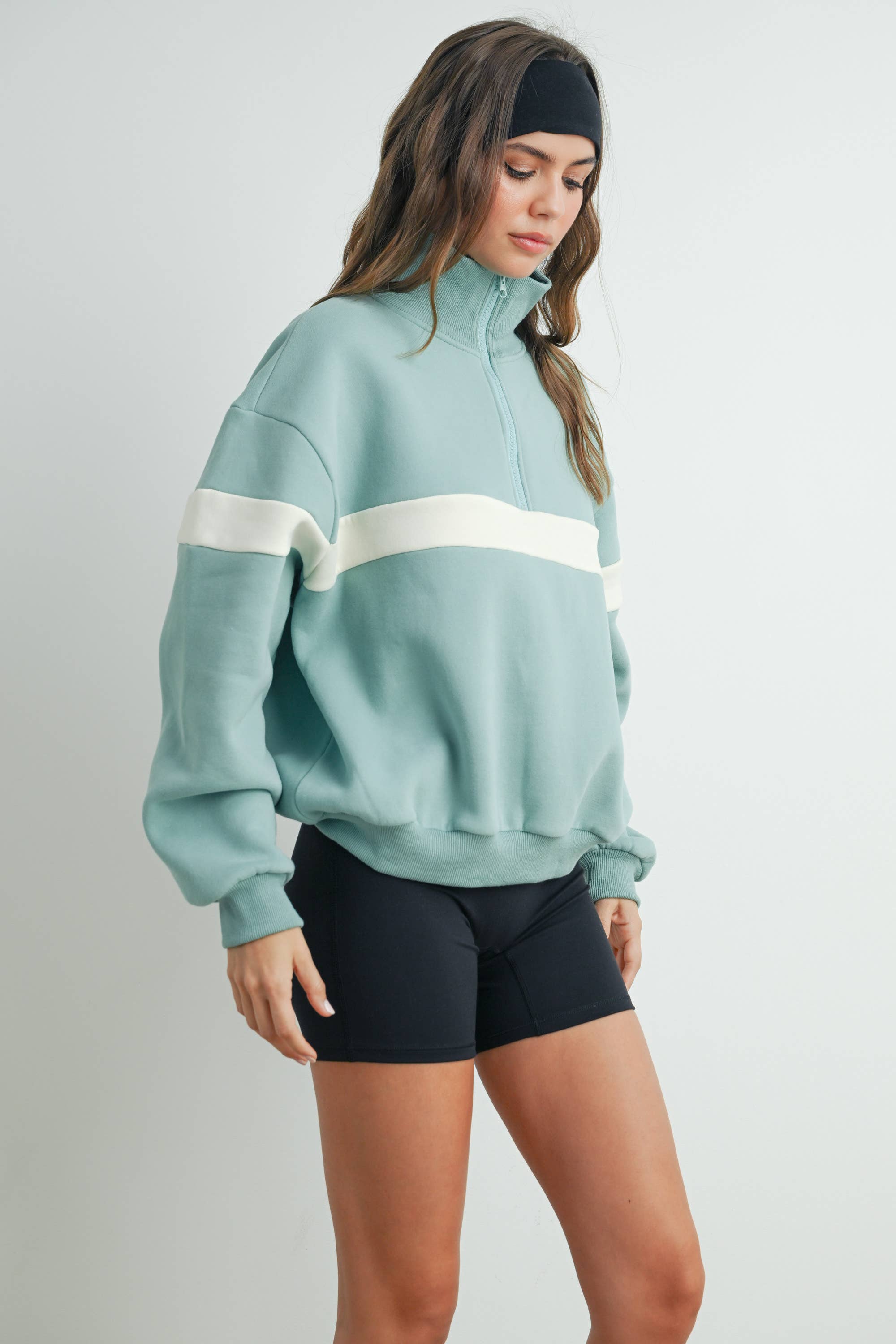 BUTTERMELON - Wholesale Sweatshirt - Women's - Two-Toned Half Zip Collar Sweatshirt - BMT753562