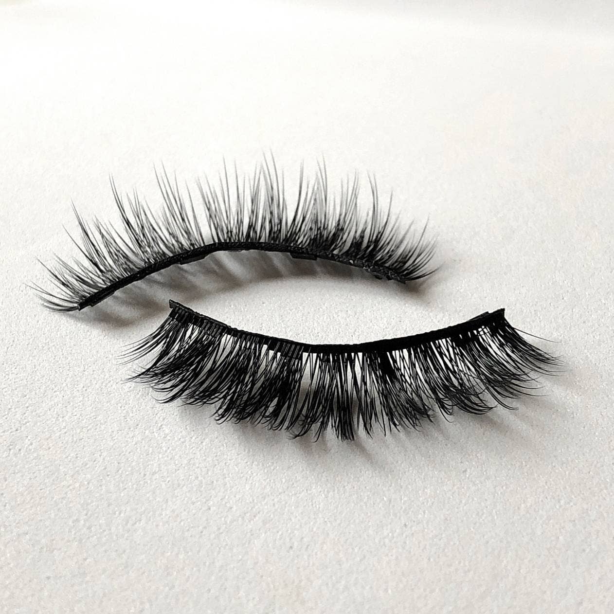 Dollbaby London Lashes - Vendita all'ingrosso Ciglia finte - Kit per ciglia e eyeliner magnetici6