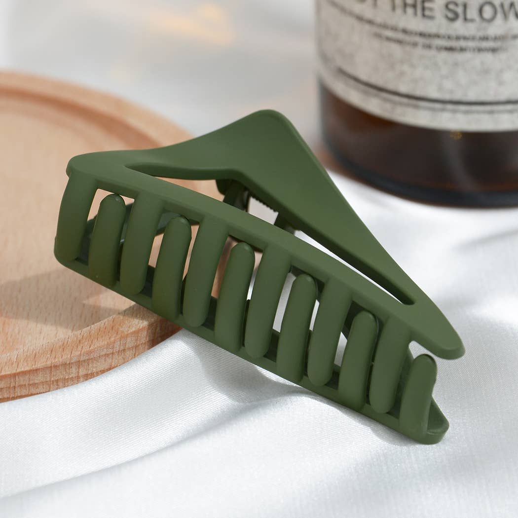 SoapElenGlen - Wholesale Hair Clip - Women's - French Geometric Hollow Triangle Hair Claw Clip6