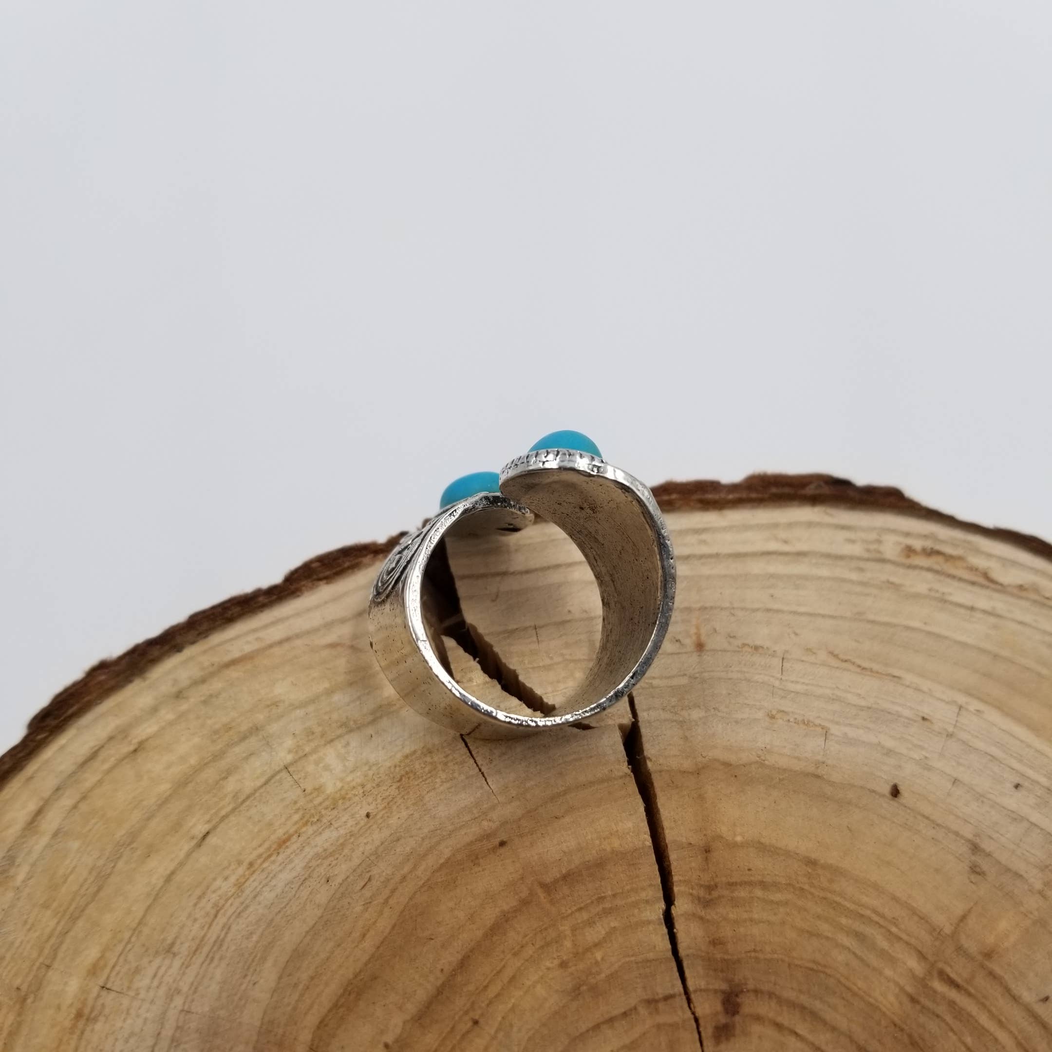 CHAKRA JEWELRY - Wholesale Cocktail/Statement Ring - Vintage Silver Turquoise Adjustable Ring3