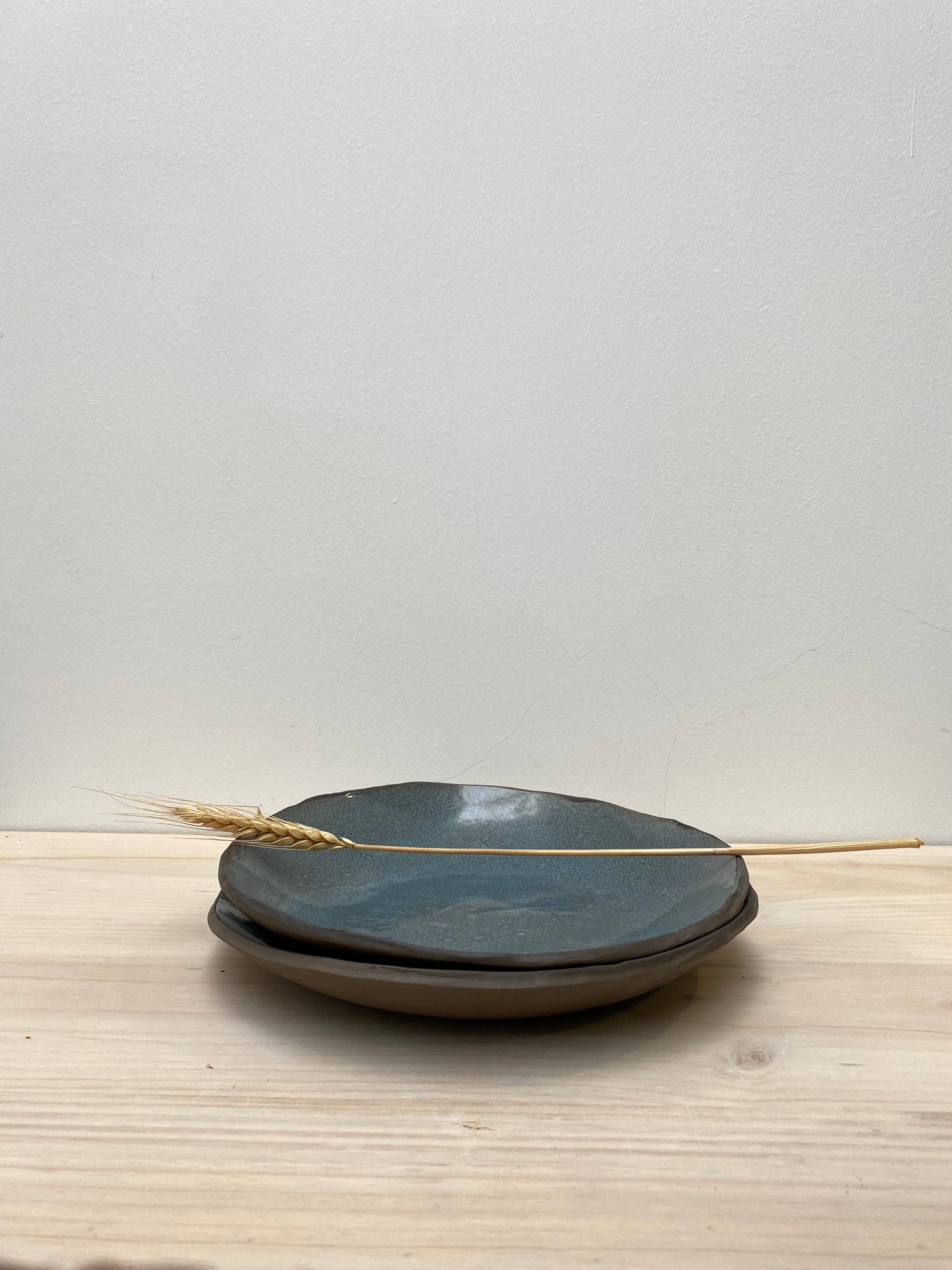 mynt ceramics - Wholesale Dinner Plate - Large Plate in Ocean Blue1