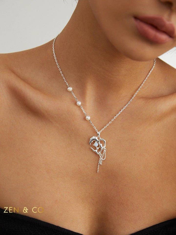 MAYA Grauer Mondstein-Halskette für den Großhandel von ZEN&CO Studio