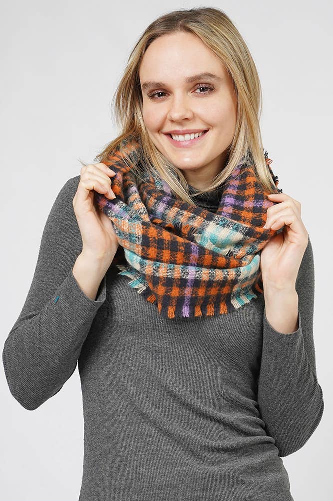 Hana - Wholesale Scarf - Women's - Plaid Pattern Infinity Scarf2