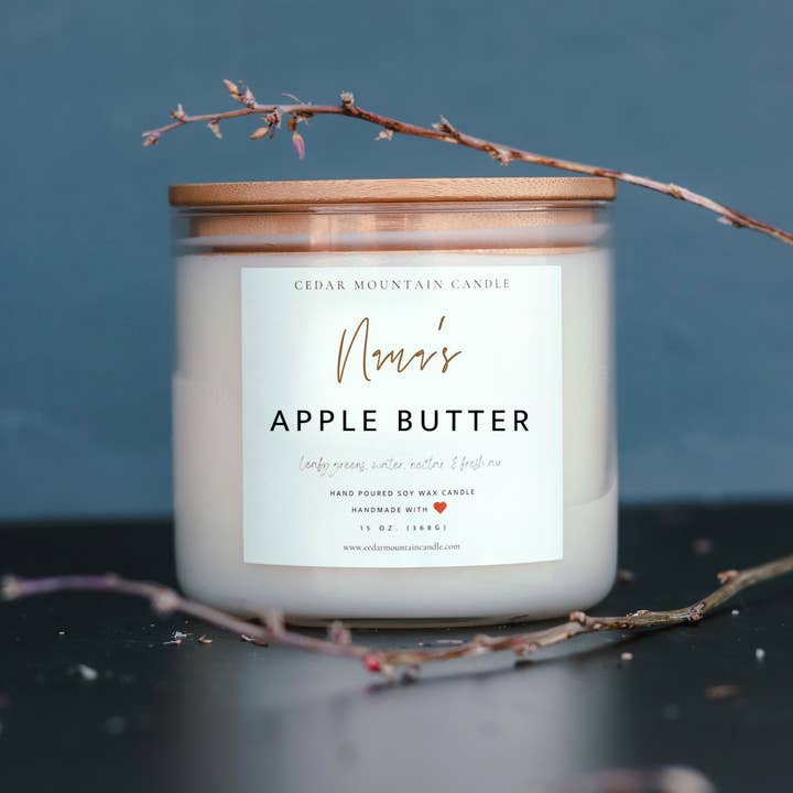 Beurre de pomme de Nana - Bougie en pot à 3 mèches pour la vente par Cedar Mountain Candle