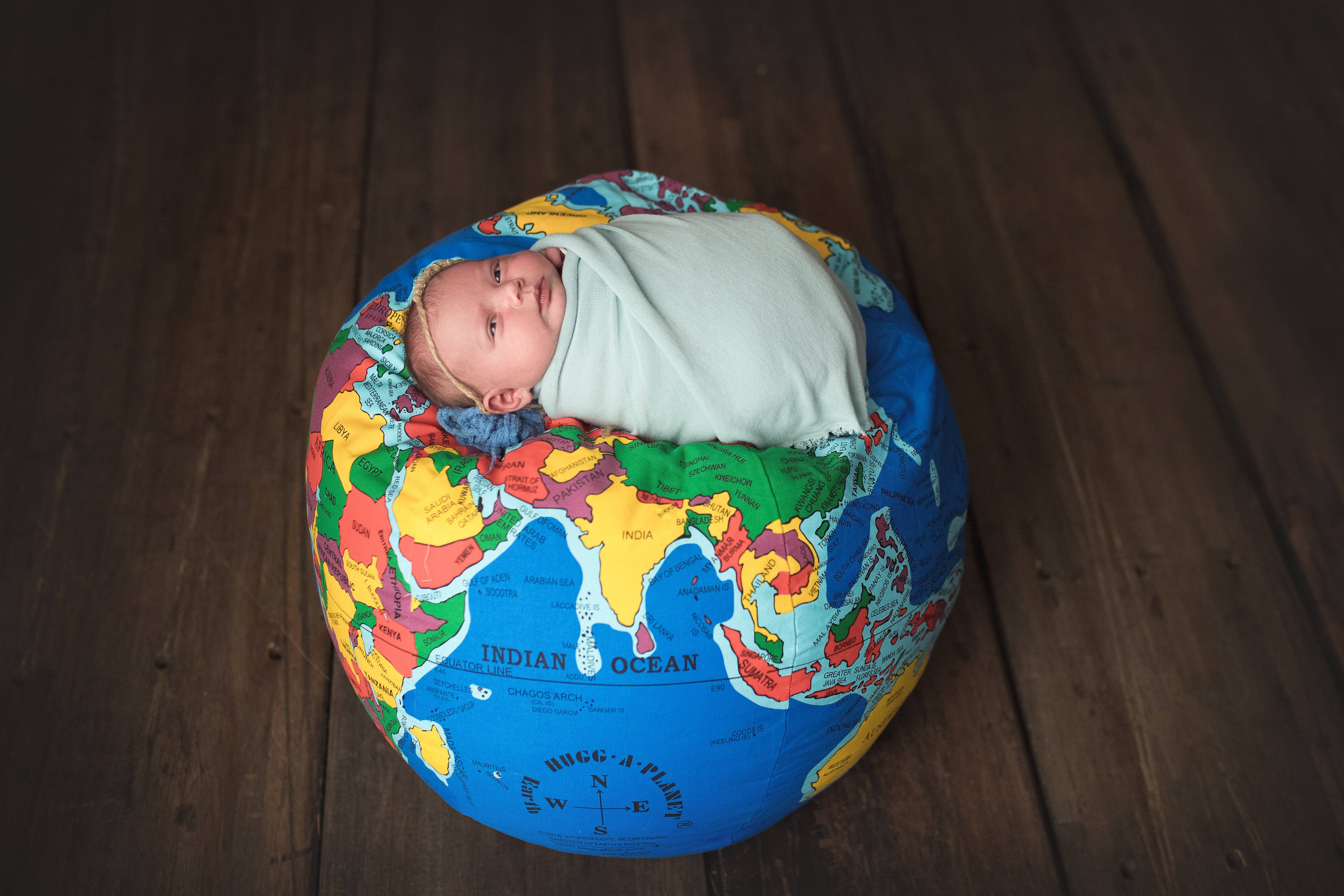 Hugg-A-Planet - Wholesale Stuffed/Plush Toy - Kids & Baby - Super Bundle HUGG-A-PLANET 5 Pc Family set7