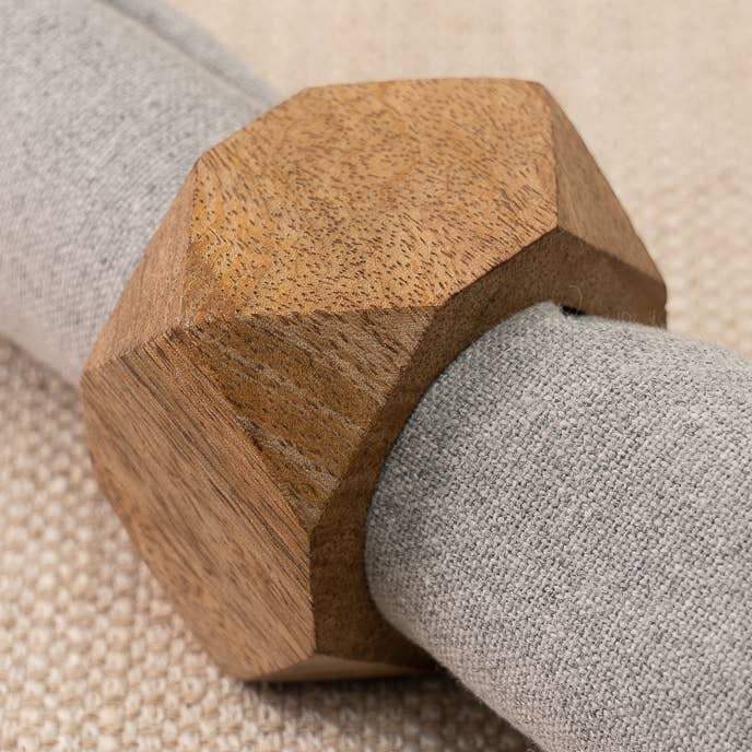 Anneau de serviette en diamant en bois pour la vente par India Handicrafts Inc