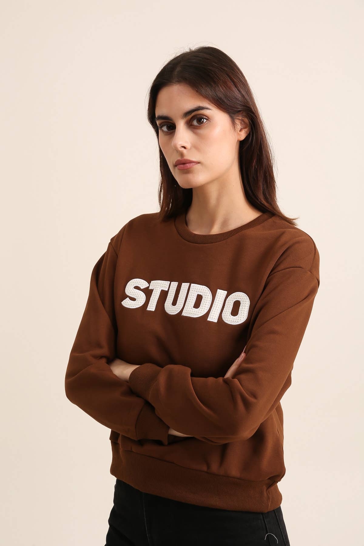 Daphnea - Wholesale Sweatshirt - Women's - 31859 “STUDIO” SWEATSHIRT2