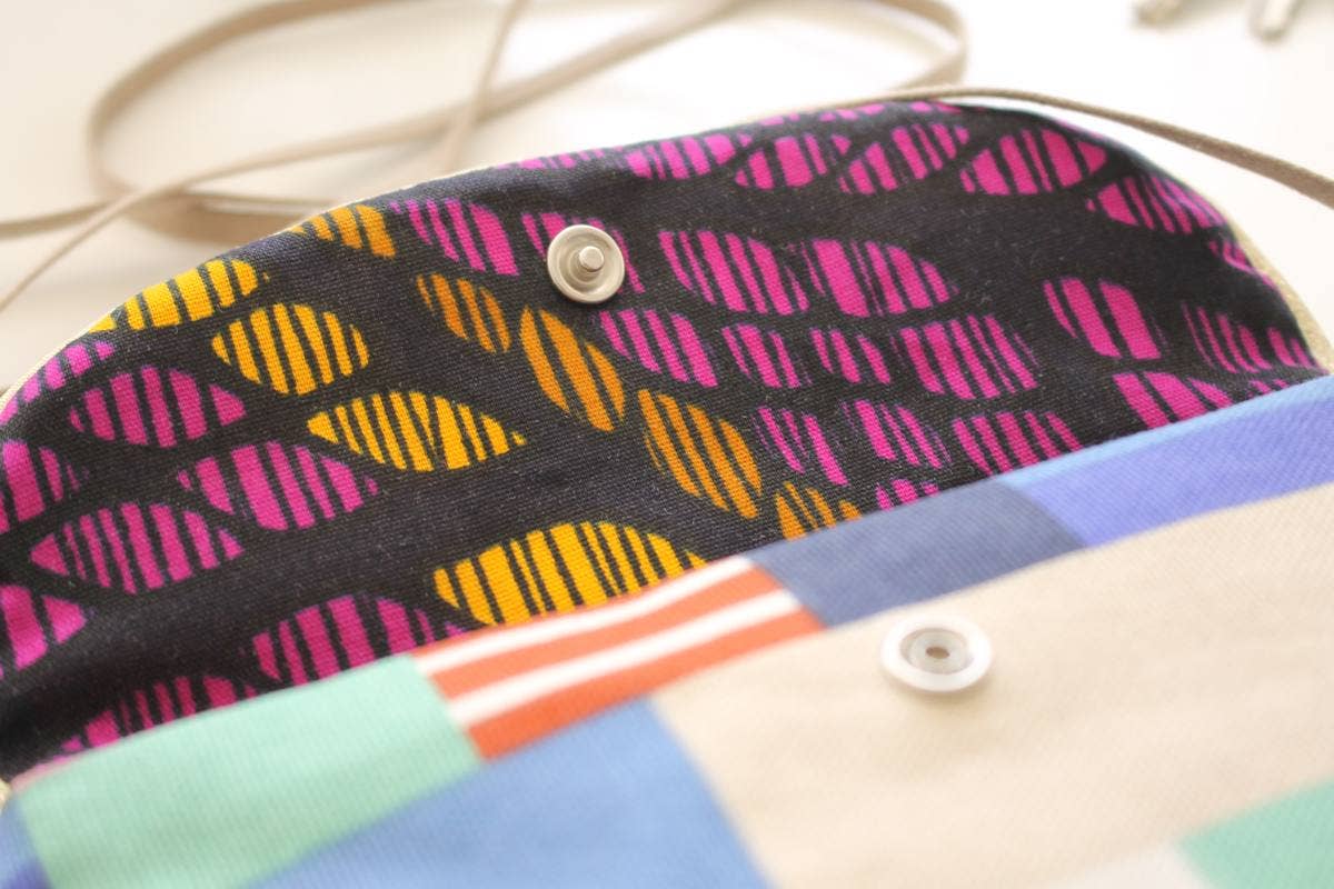 Sabrina Trefle - Wholesale Messenger Bag - Women's - Striped pocket bag1