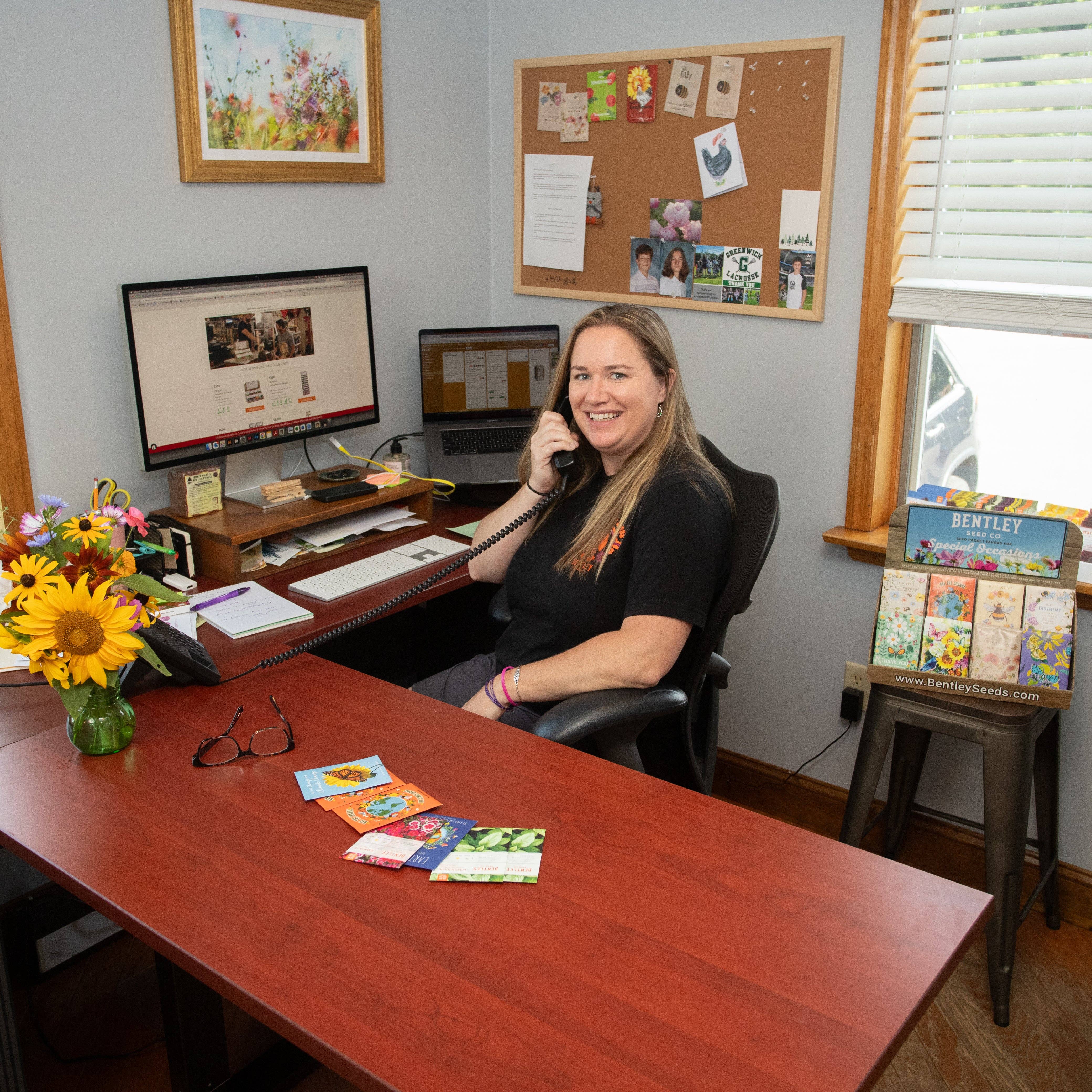 Bentley Seed Co. - Wholesale Retailer Display Stand/Case - Bulk 250 Piece Vegetable Seed Packets1