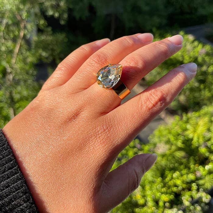 Bidiliia - Wholesale Cocktail/Statement Ring - Carrie Gold Swarovski Ring1