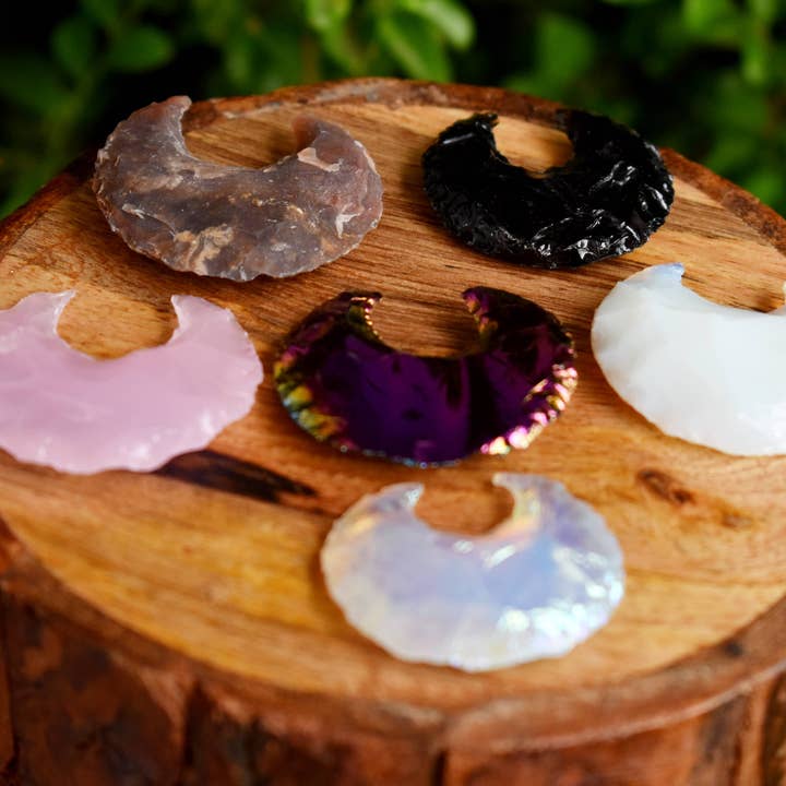 Soothing Crystals - Wholesale Spiritual Stone/Crystal - Moon Arrowheads | Crystal Pieces | Artisan Jewelry6