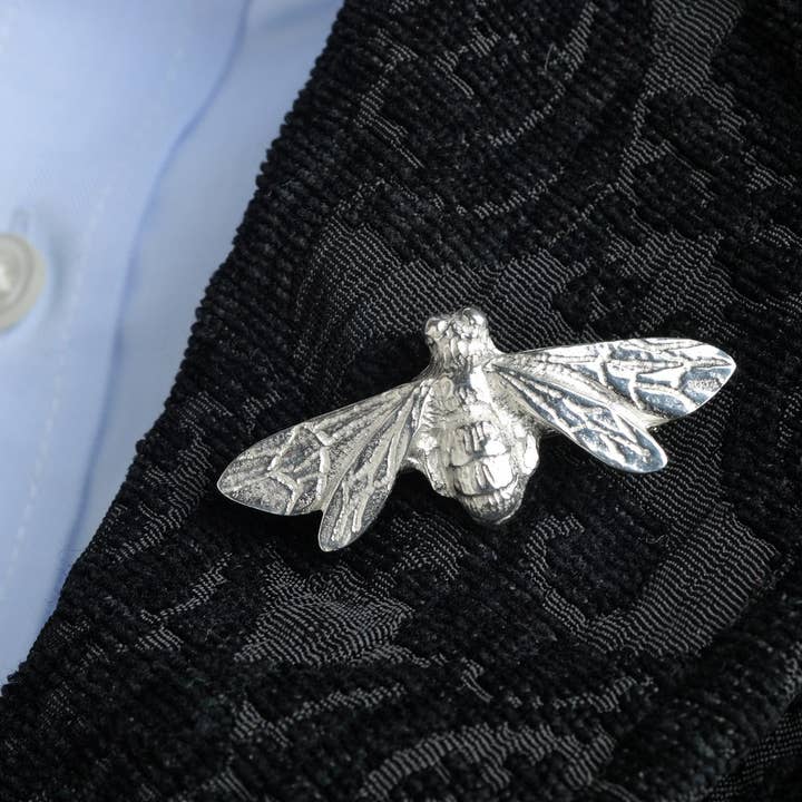 Glover & Smith - Wholesale Brooch - Bee Brooch, English Pewter Bumble Bee Gifts