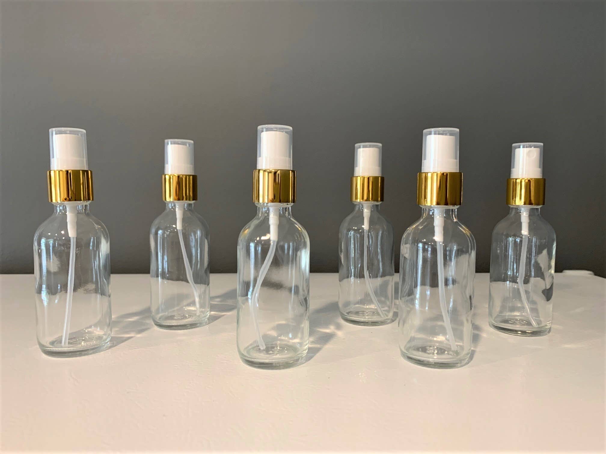 The Bottle Shoppe - Vendita all'ingrosso Contenitore per oli essenziali - Bottiglia in vetro trasparente 120 ml con erogatore a nebulizzazione oro3