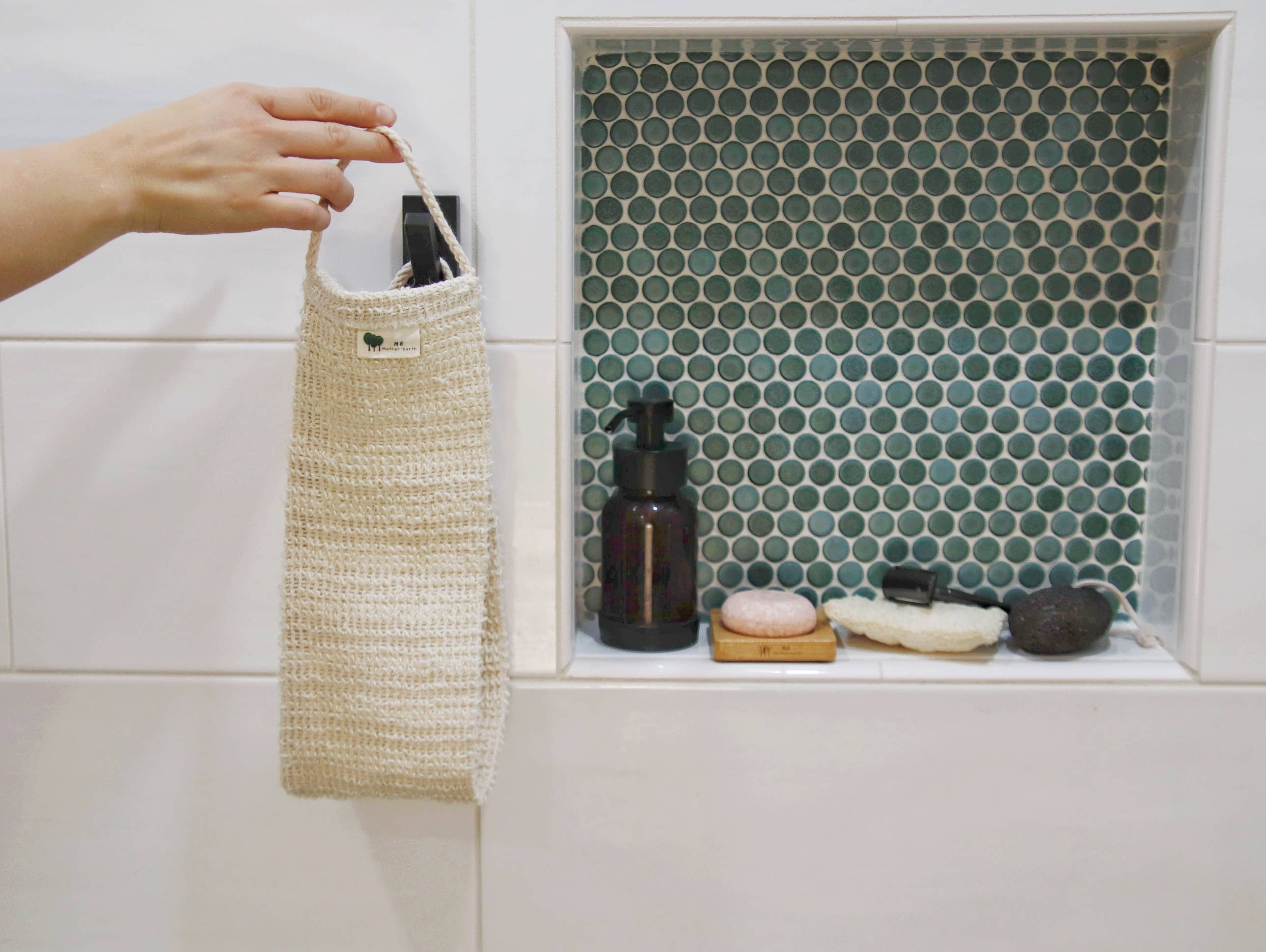 Me Mother Earth - Wholesale Bath pouf/sponge - Sisal Back Scrubbing Strap | Sustainable Materials1