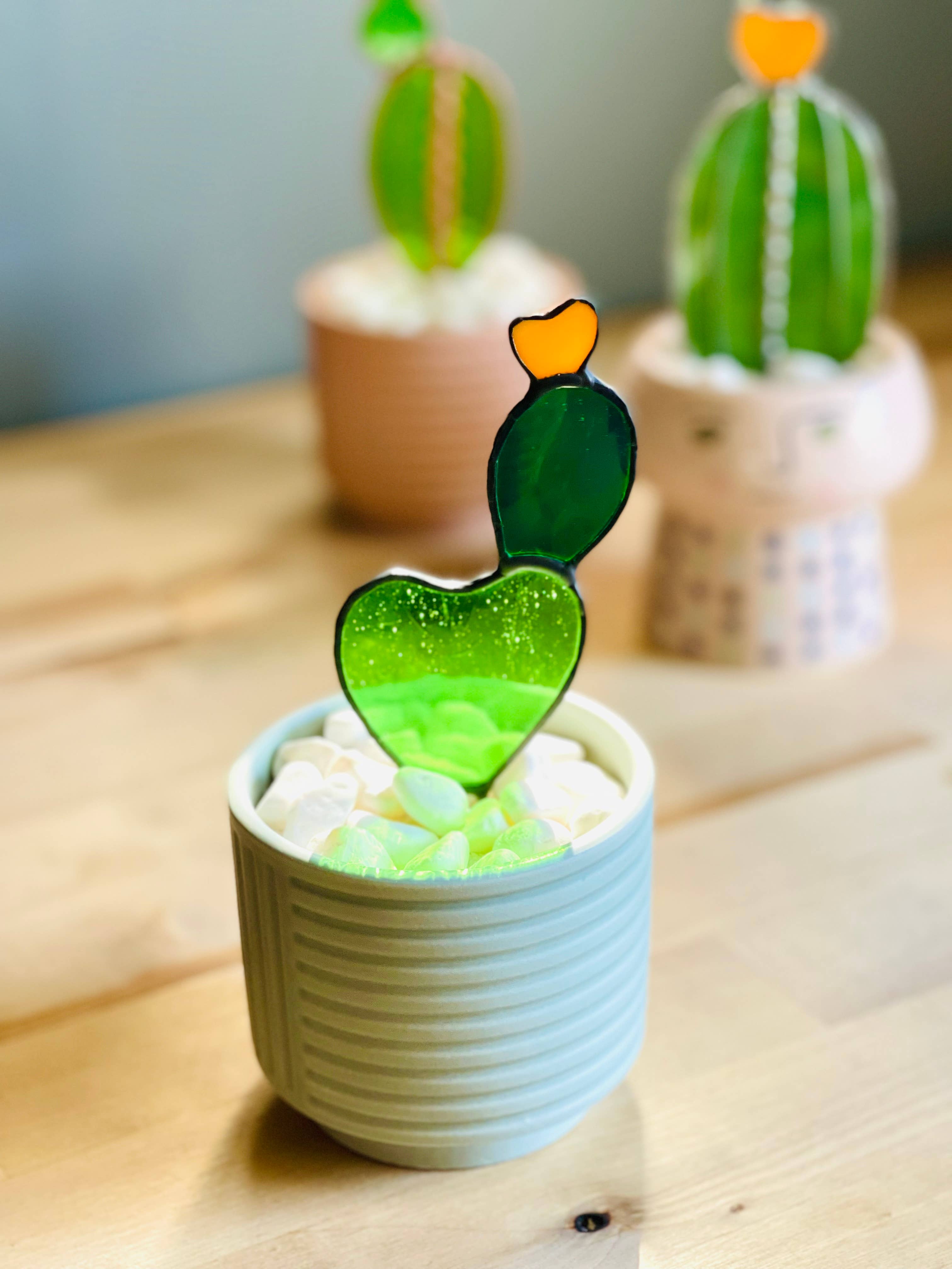 Samara Designs Studio – wholesale Dekorativt bordsobjekt – Bebis Teckly Päron Glas Kaktus8