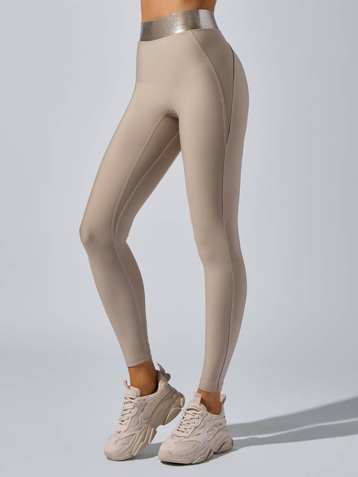 Taupe Lina legging in taupe met metallic tailleband voor groothandel op Faire