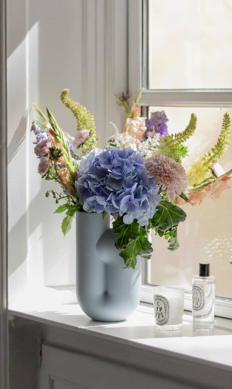 Nono Vase - Light Blue - Home Decor for wholesale on Faire3