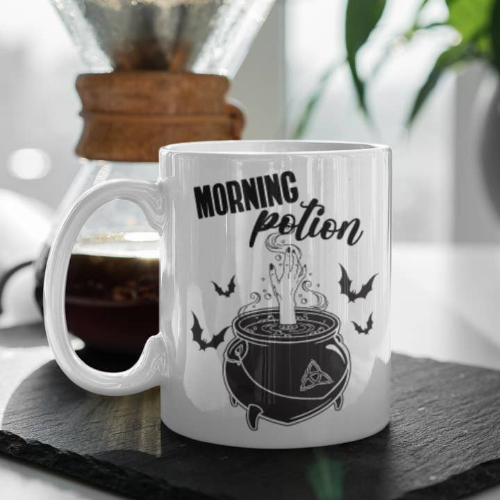 Morning Potion - Halloween gotisk mugg svart handtagsmugg för wholesale av Cheeky Chops Cards & Wanky Candles
