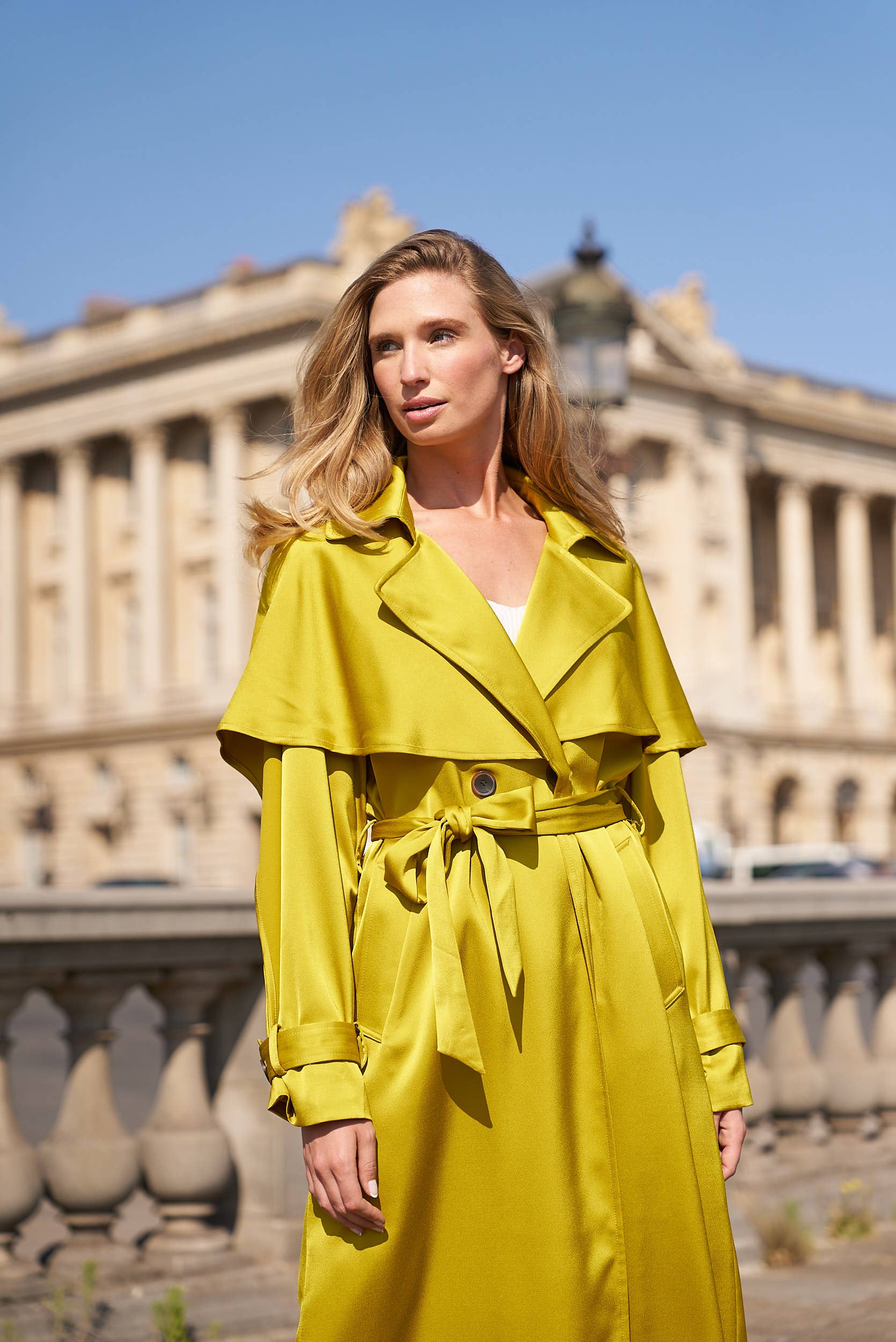 Attentif Paris - Venta al por mayor Gabardina - Mujer - Gabardina larga de satén con cinturón27