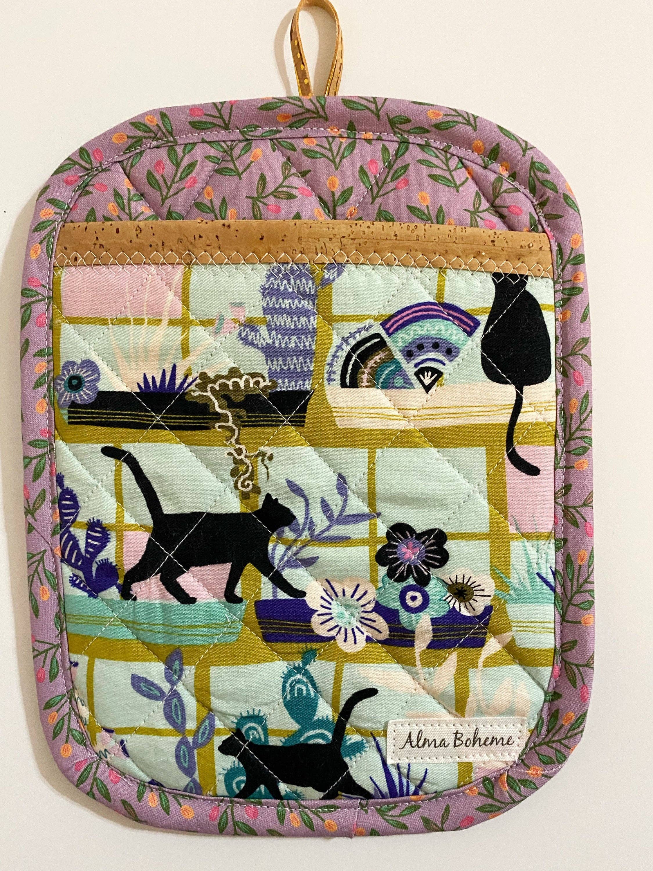 Alma Boheme Handmade - Wholesale Ovenwant/pothouder - Duurzame pannenlap van kurk en katoen met zakje4