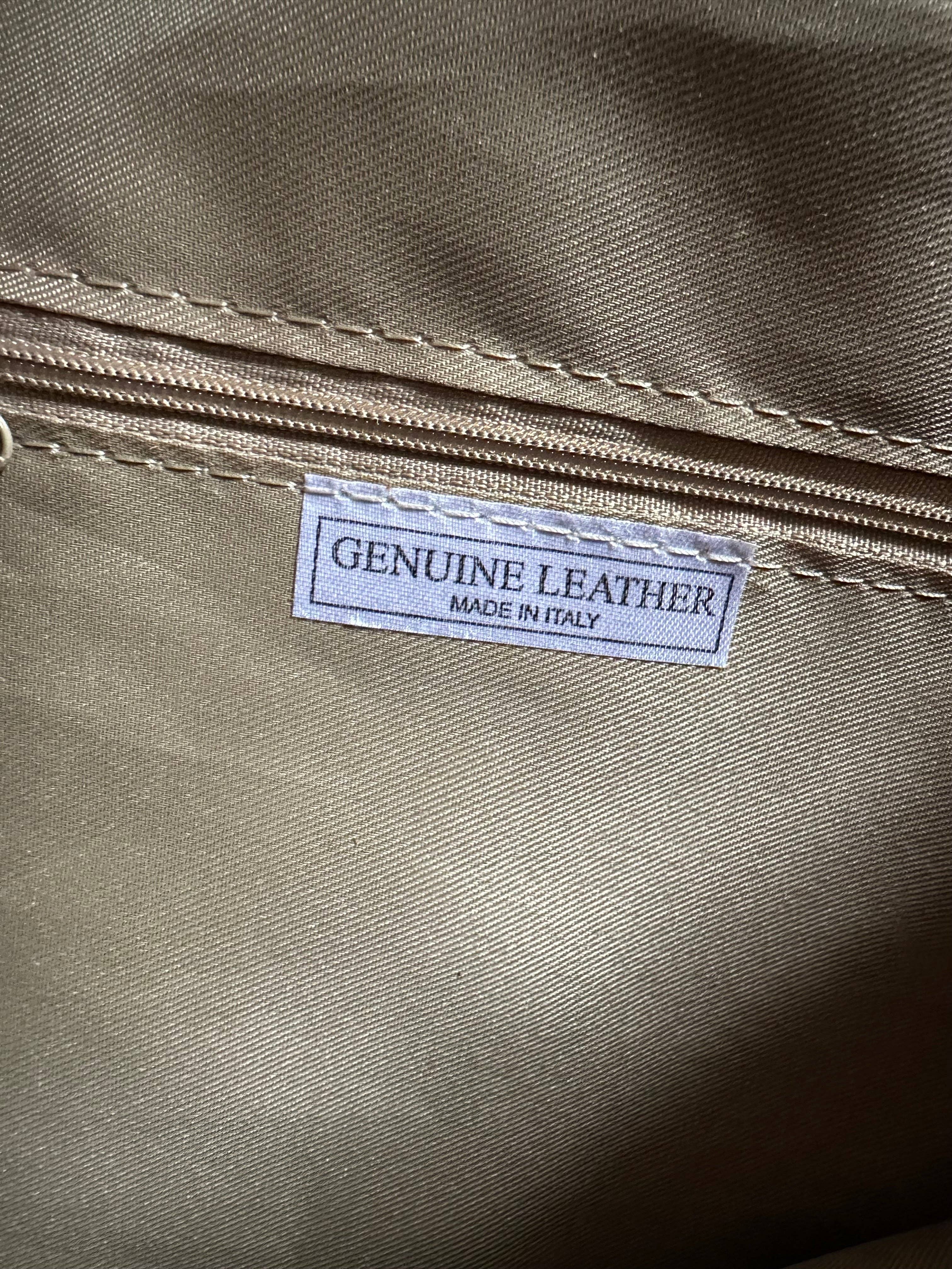 Zhade - Wholesale Shoulder Bag - Women's - SAM Large - suede12