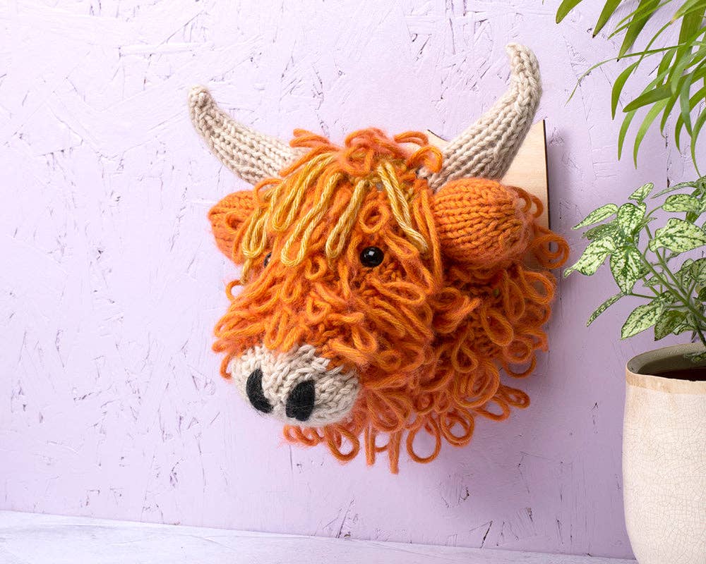 Sincerely Louise - Wholesale DIY Craft Kit - Mini Highland Cow Head Knitting Kit8