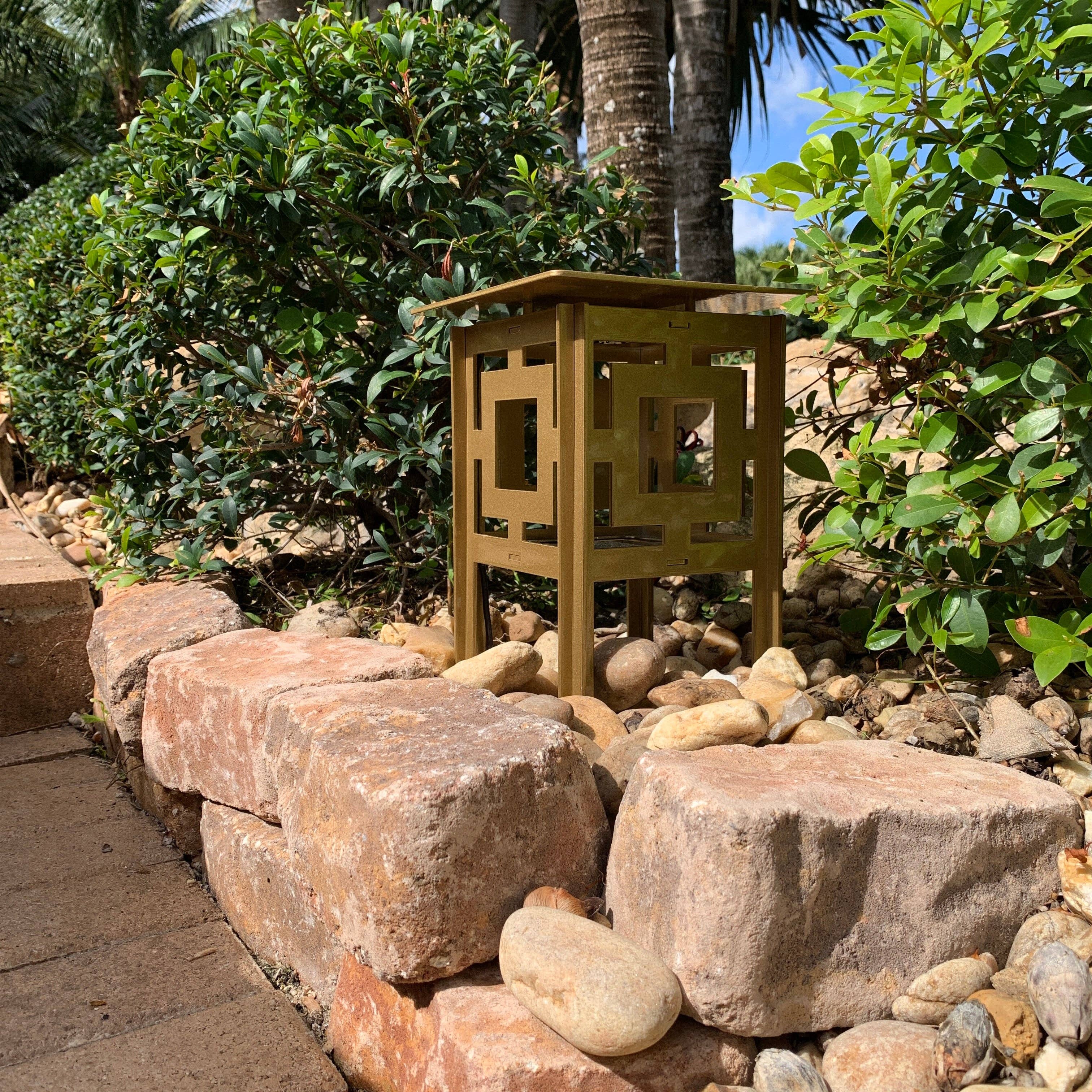 TedStuff – wholesale Outdoor/lawn light – RadiantLight Modern Landscape Light - Garden Light1