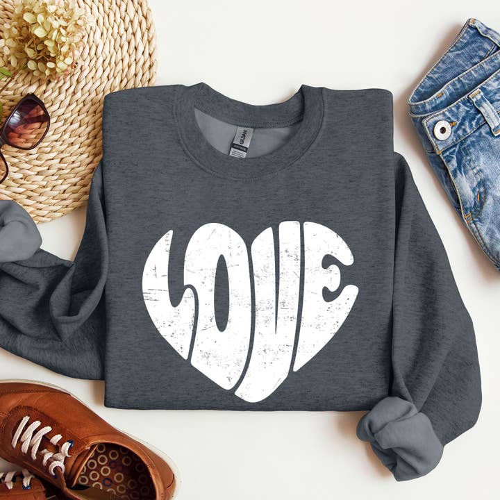 Refinery Number One LLC - Vente Sweat-shirt à imprimés – femme - Retro Love Heart, Vintage, sweat-shirt, Saint-Valentin5