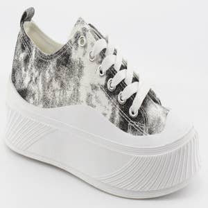 Purchase Wholesale canvas sneakers. Free Returns & Net 60 Terms on 