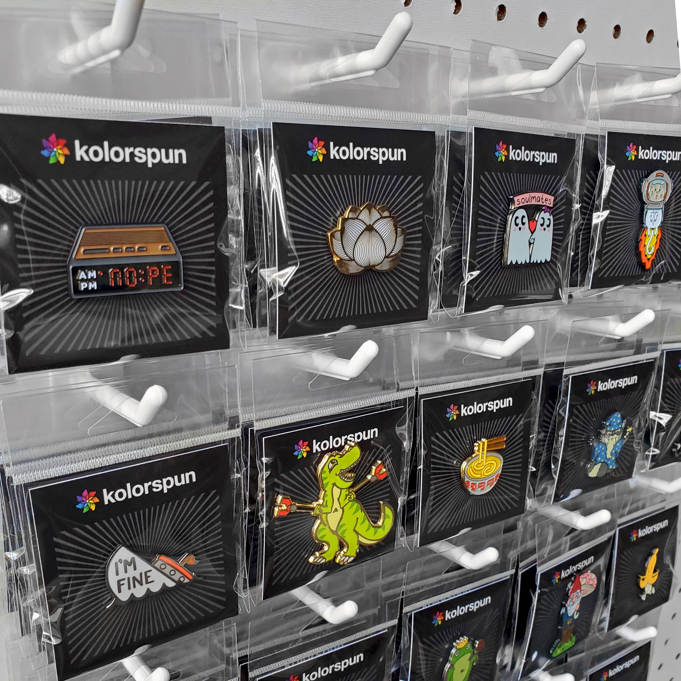 Kolorspun Pins - Wholesale Lapel Pin/Button - Hot Dog Food Enamel Pin1