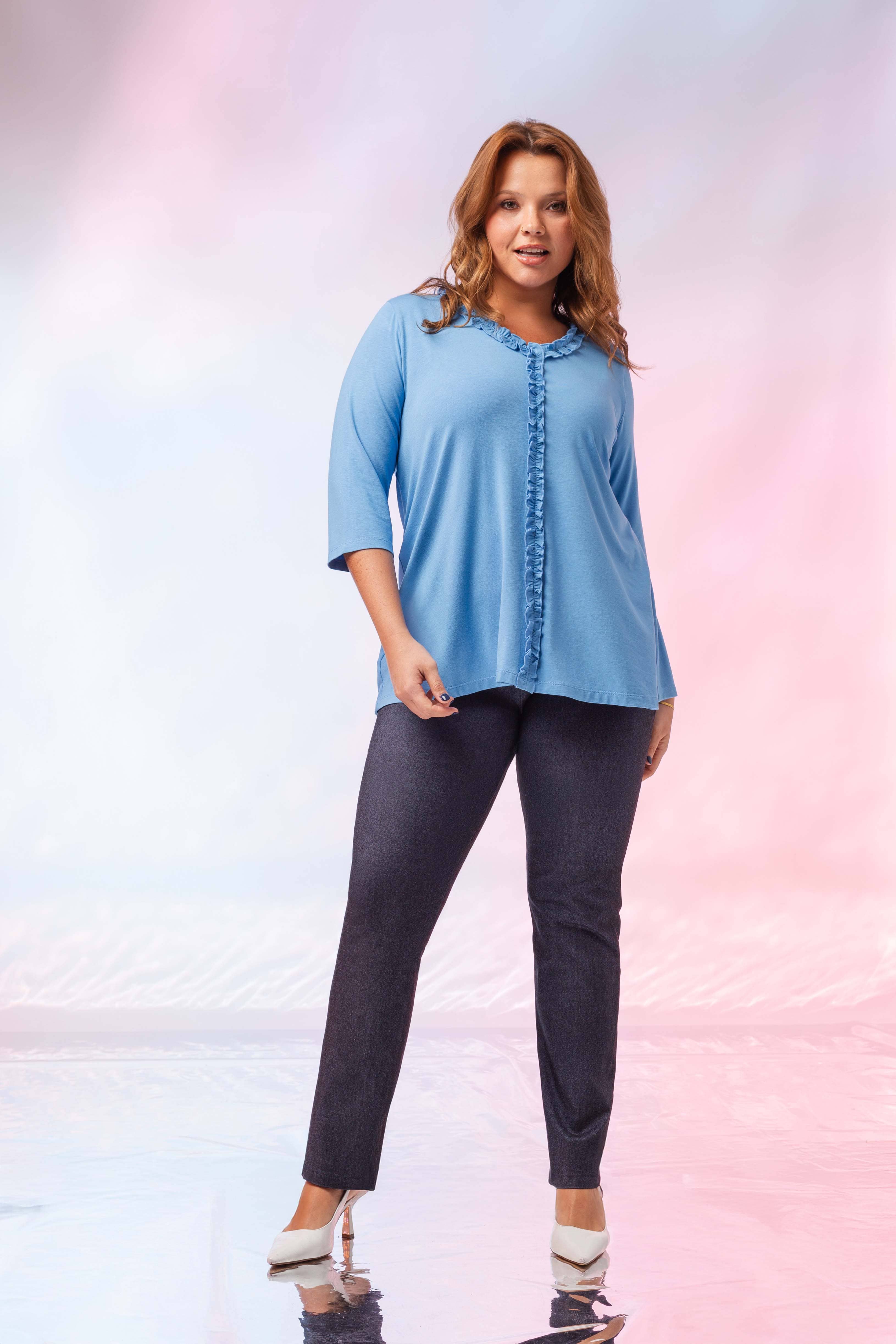 Teresa Cardoso Oliveira - Wholesale Pants - Women's - 253002 - Plain denim trousers Spring Summer Collection Plus Sizes1