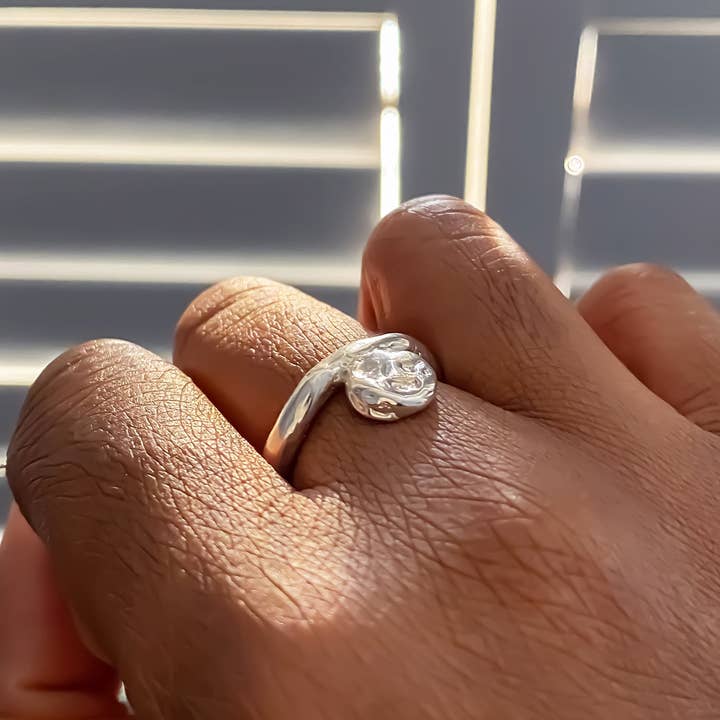 MOCA Jewellery - Wholesale Band/Stacked Ring - Circle Accent Ring10