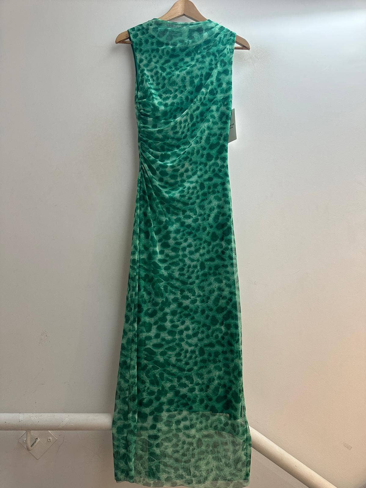 LORIANE – Engroshandel Kjole - Dame – Lang leopardprint kjole med for2