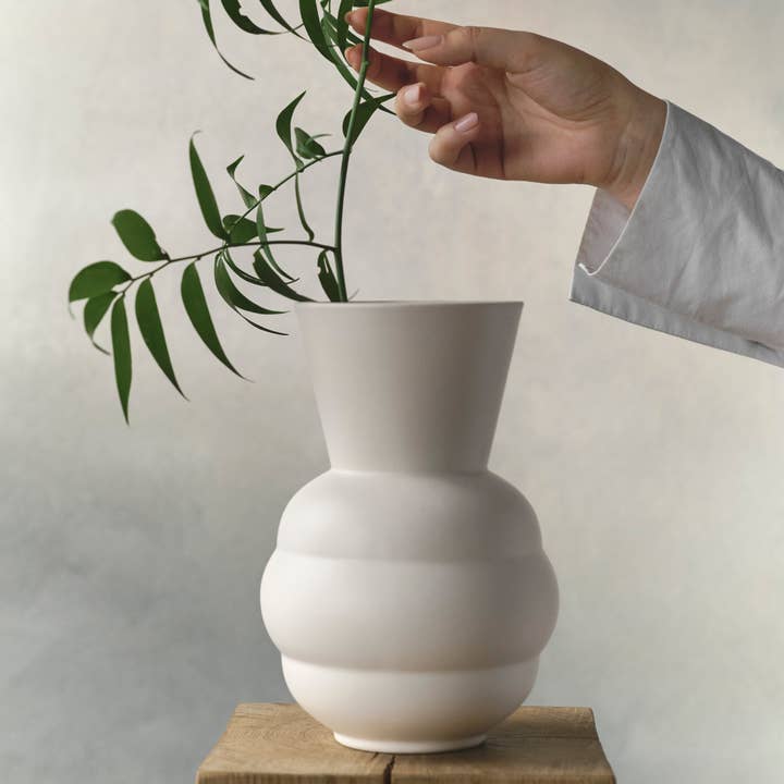 Tortus Archie vase No1 for wholesale by Studio Nordhaven