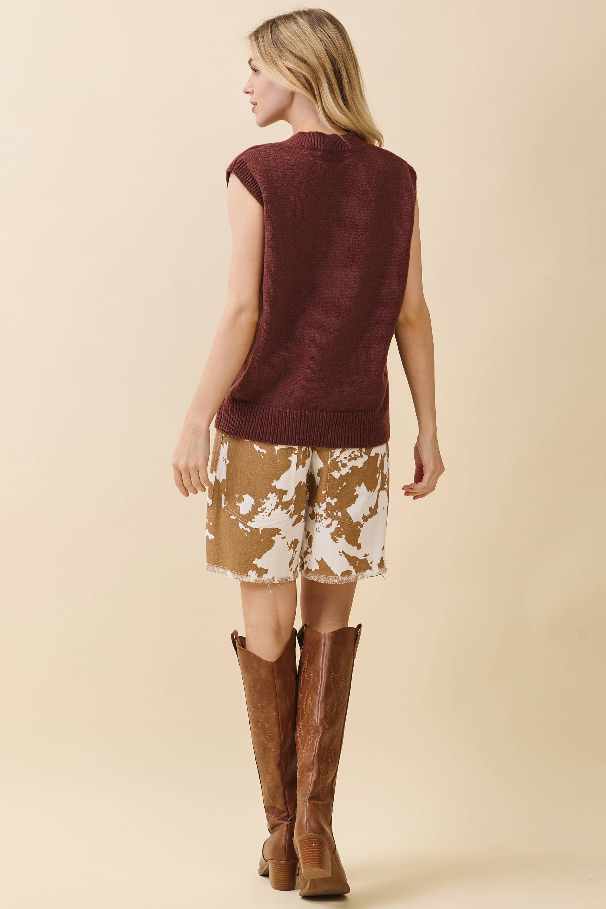 GeeGee x Lovelo - Wholesale Knit Top - Women's - Classic V-Neck Sweater Vest OT518115