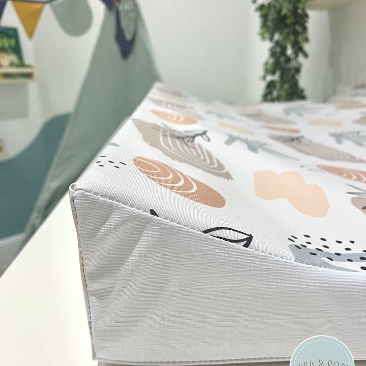 Rara & Doey – wholesale Blöjbytesmatta - Baby – Anti rullmatta Boho7