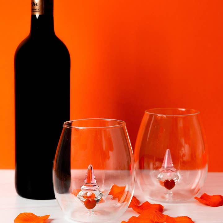 Jersey Art Glass - Wholesale Wine Glass - Figural Gnome Heart Wine Glass (Set of 2)
