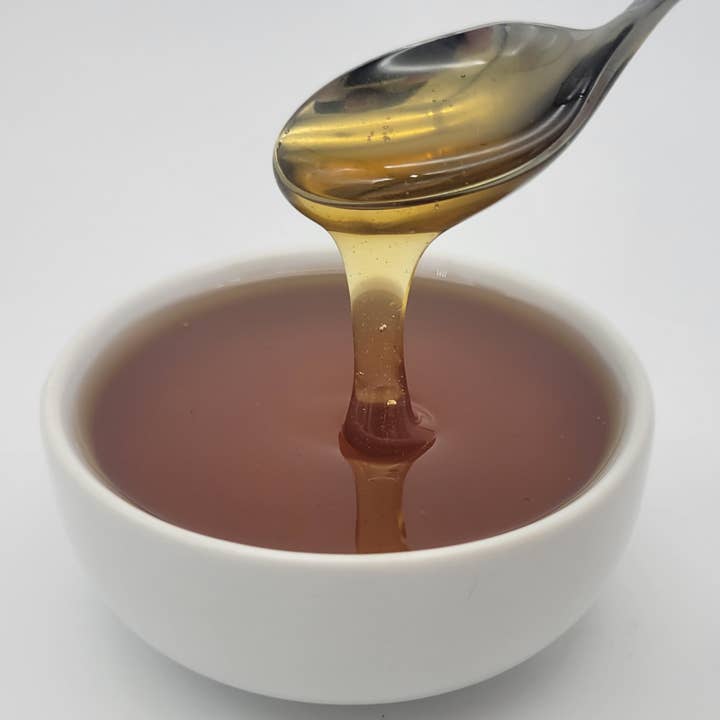 The Mosqueta Market - Wholesale Honey - 12lb Raw Honey - Pure and strained - 1 Gallon Honey2