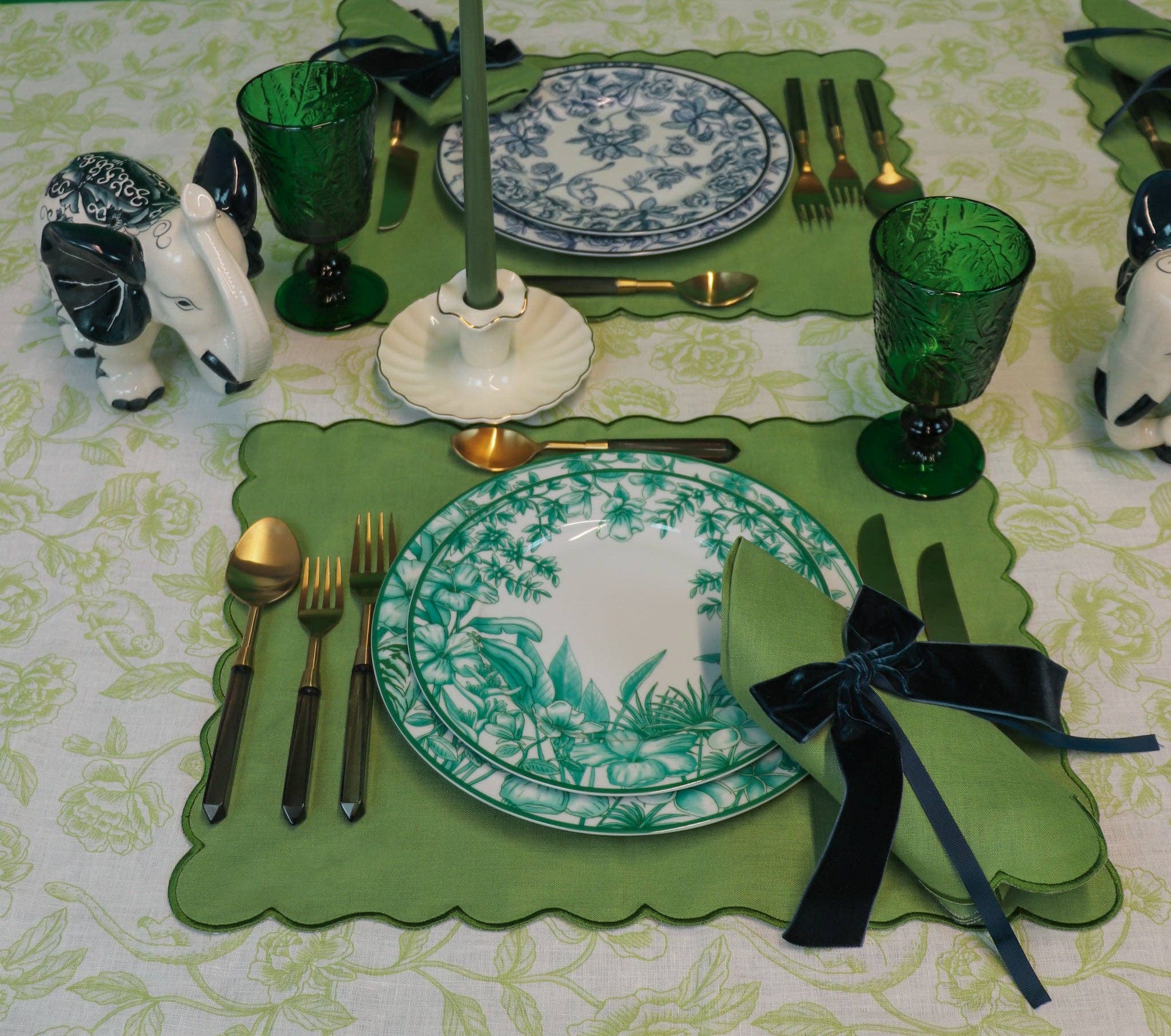 Ro’Table NYC - Wholesale Dinner Plate - Monsoon Verdant Dinner Plate - Set of 4 (+1 Bonus Plate)14