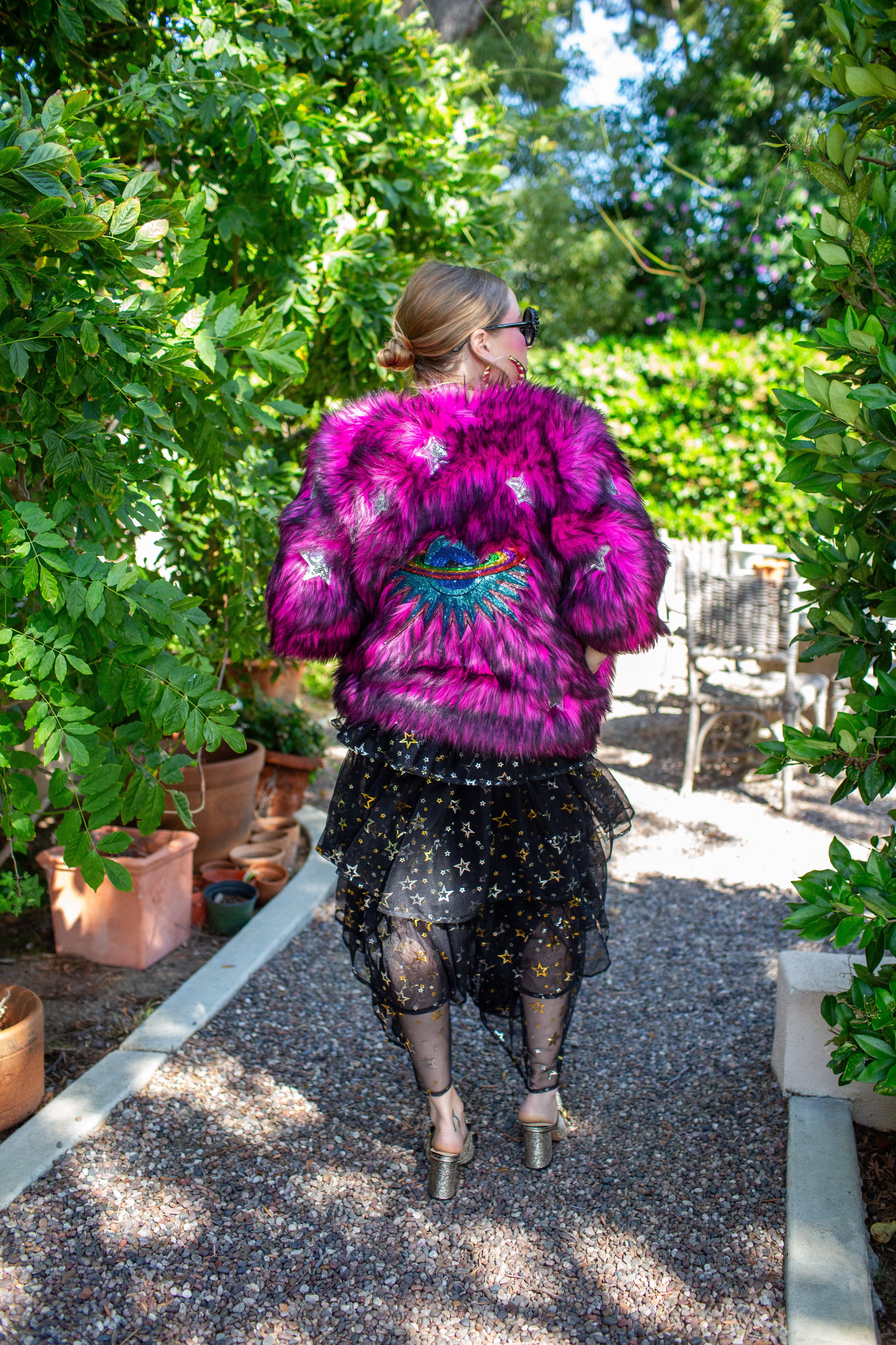 Jennafer Grace - Vendita all'ingrosso Giacca - Donna - Giacca in ecopelliccia Planet Queen colore Monster Pink6