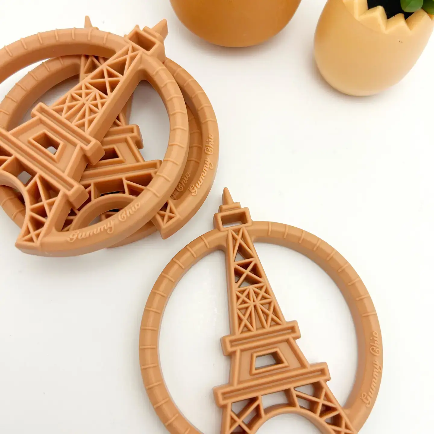 Gummy Chic – wholesale Teether (not clip-on) – Baby – Vintage-inspired Paris Tower Teether - Nursery Baby Gift4