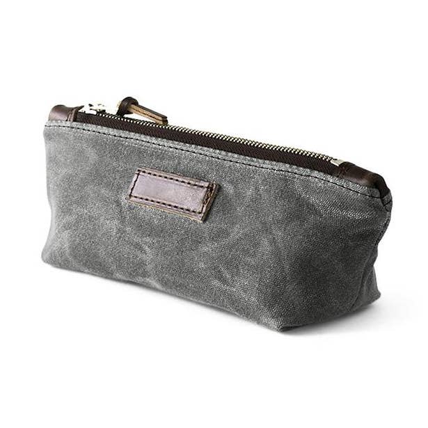 Gewaxt canvas dagelijkse ritszak voor wholesale door Clark & Taft Crafting Company