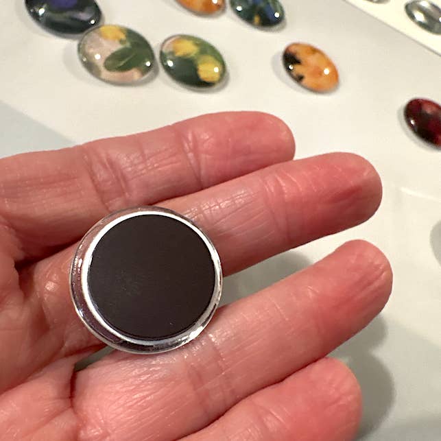 Anna DiVito Studio - Wholesale Magnet - BOTANICAL MULTI COLORED MAGNET SET | GLASS | HANDCRAFTED4