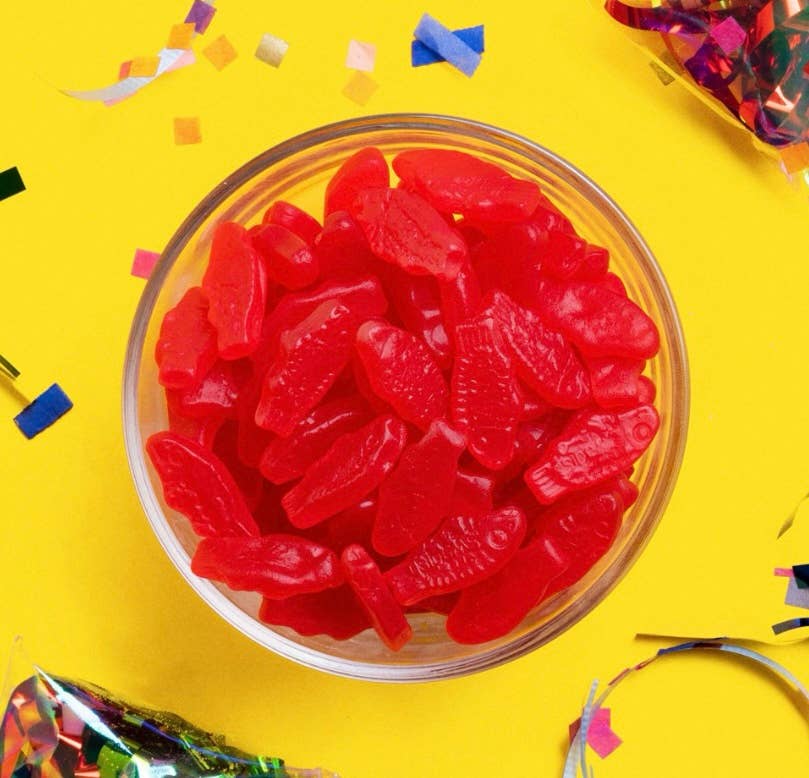 O'Shea's Candies Sweet Shop - Wholesale Gummy - Nostalgic 1957 Original Swedish Mini Fish 🐟24ct Display Box3